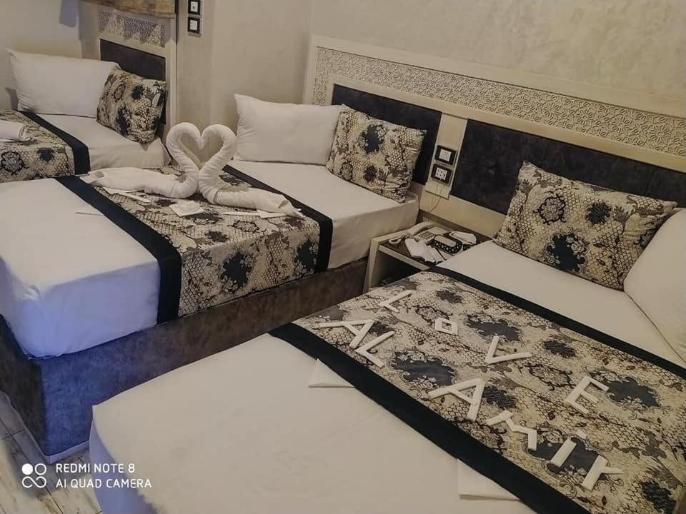 Al Amir Palace Hotel Sohag Exterior foto
